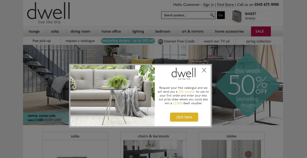 Sur le site Dwell.com, une popup apparait en plein milieu de l'écran à l'arrivée sur le site. Celle-ci promet un bon d'achat en échange de vos informations pour recevoir le catalogue complet.